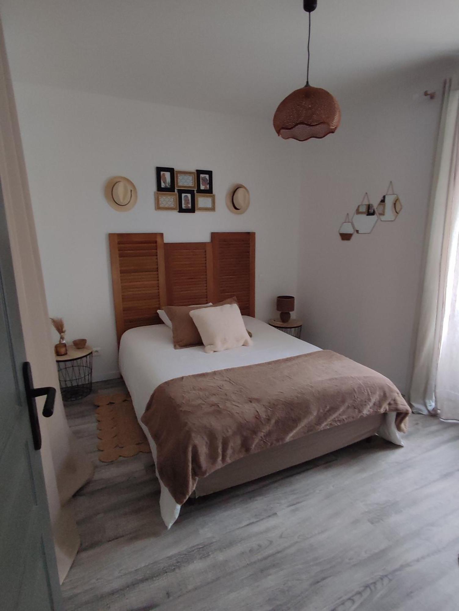 Gite La Petite Longere Septfonds Bagian luar foto